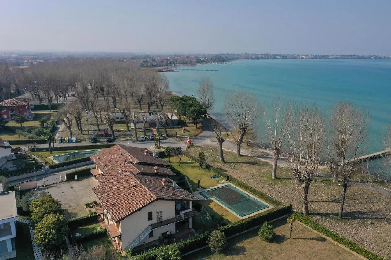 My Sirmione Beach Apartment Superior 0*,